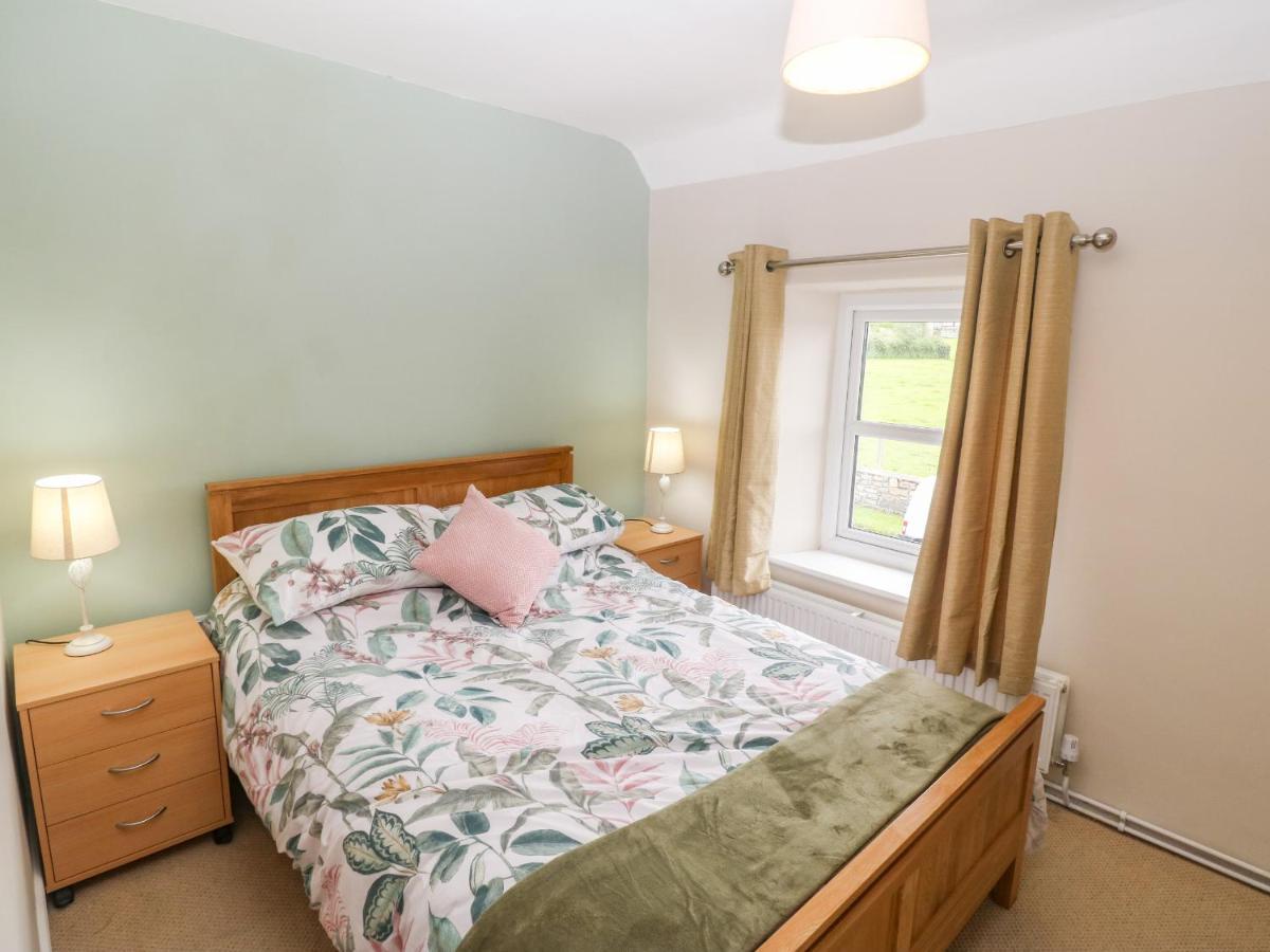 3 Green Terrace Gaerwen Экстерьер фото