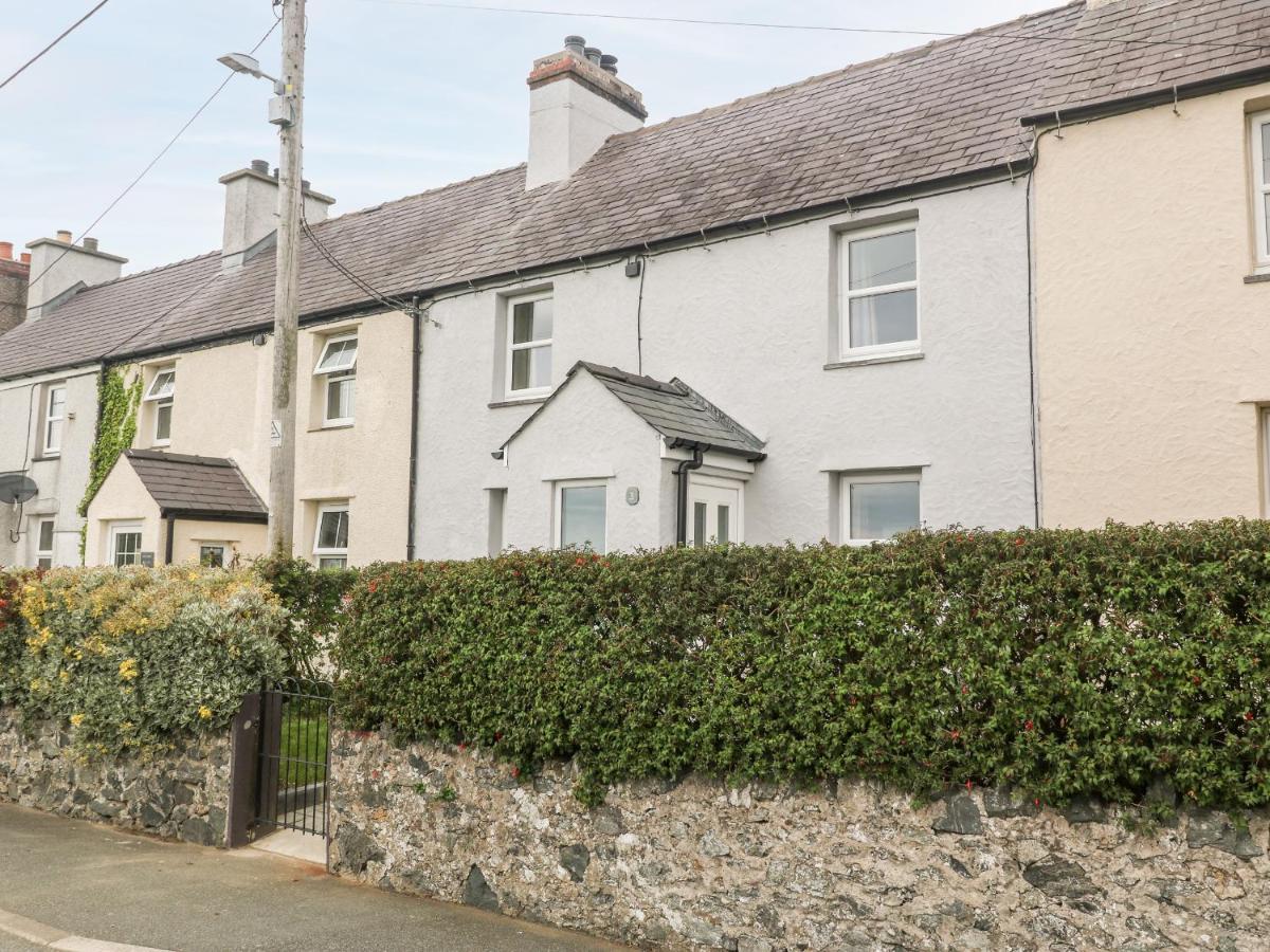 3 Green Terrace Gaerwen Экстерьер фото